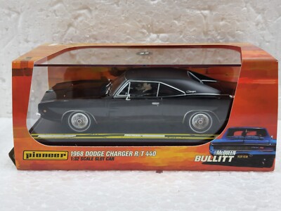 Carrera Digital 132 Pioneer SECP126 BULLITT Dodge Charger