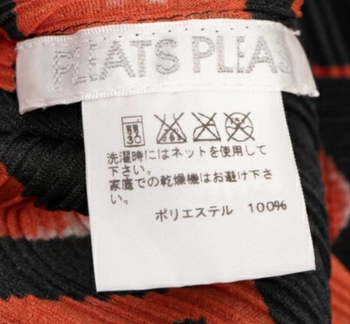 Pleats Please Issey Miyake Turtleneck Top Lip Design Black Red Size 03 L - Picture 8 of 8