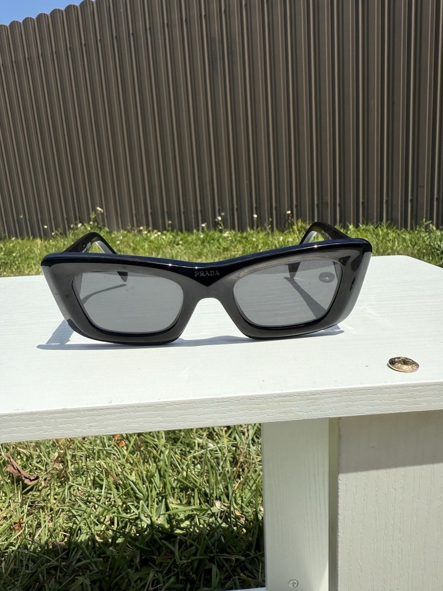PRADA SPR 13Z Cat Eye Sunglasses Black Frame Gray Tinted UV400