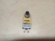 Switch Craft 1001 Pushbutton
