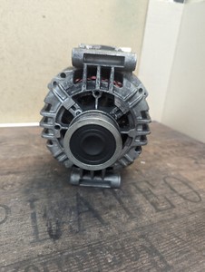 Lichtmaschine VW Skoda Passat Golf 06D903016A