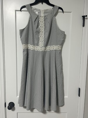 London Times Gray White Striped Sleeveless Lace Trim Dress Size