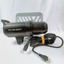 Godox SK300II 300W 2.4G Studio Flash Strobe Light Head 110V Tested