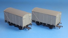 Set of 2 x Bachmann 37-775 12 Ton Ventilated Van BR Grey - Exc Cond - Boxed