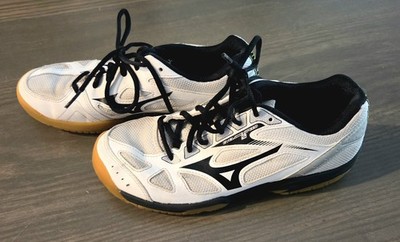 Mizuno Cyclone Speed 2 White Women's Non-Marking Volleyball Shoes. Size: 7.5