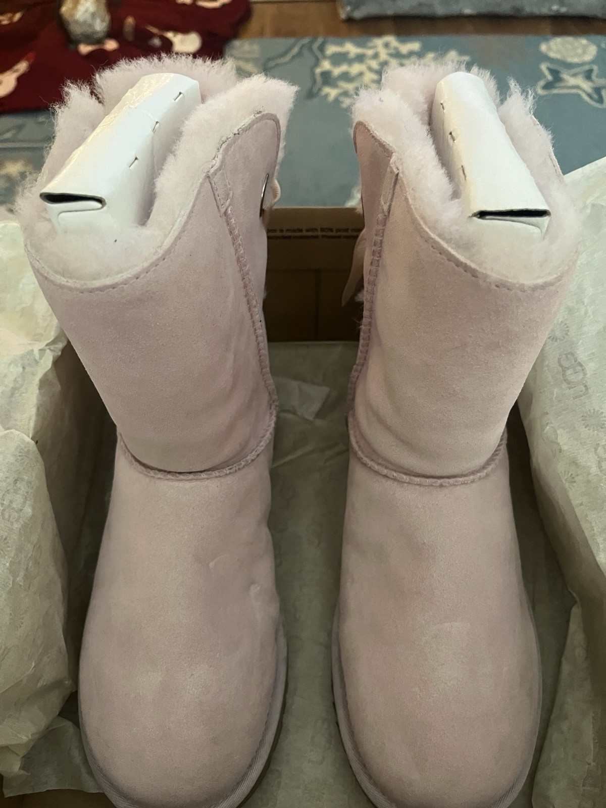 UGG CUSTOMIZABLE BAILEY BOW SEASHELL PINK SHORT S… - image 5