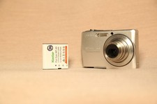 Casio EXILIM ZOOM EX-Z700 7.2MP Digital Camera - Silver - Tested, Incl. Battery