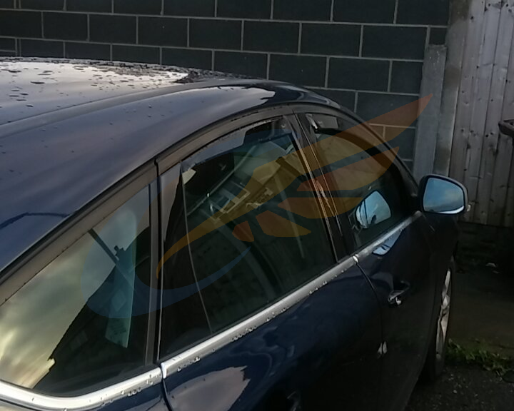 FORD FOCUS mk3 Saloon Hatchback 4/5D 2011up 4pc Wind Deflectors Heko