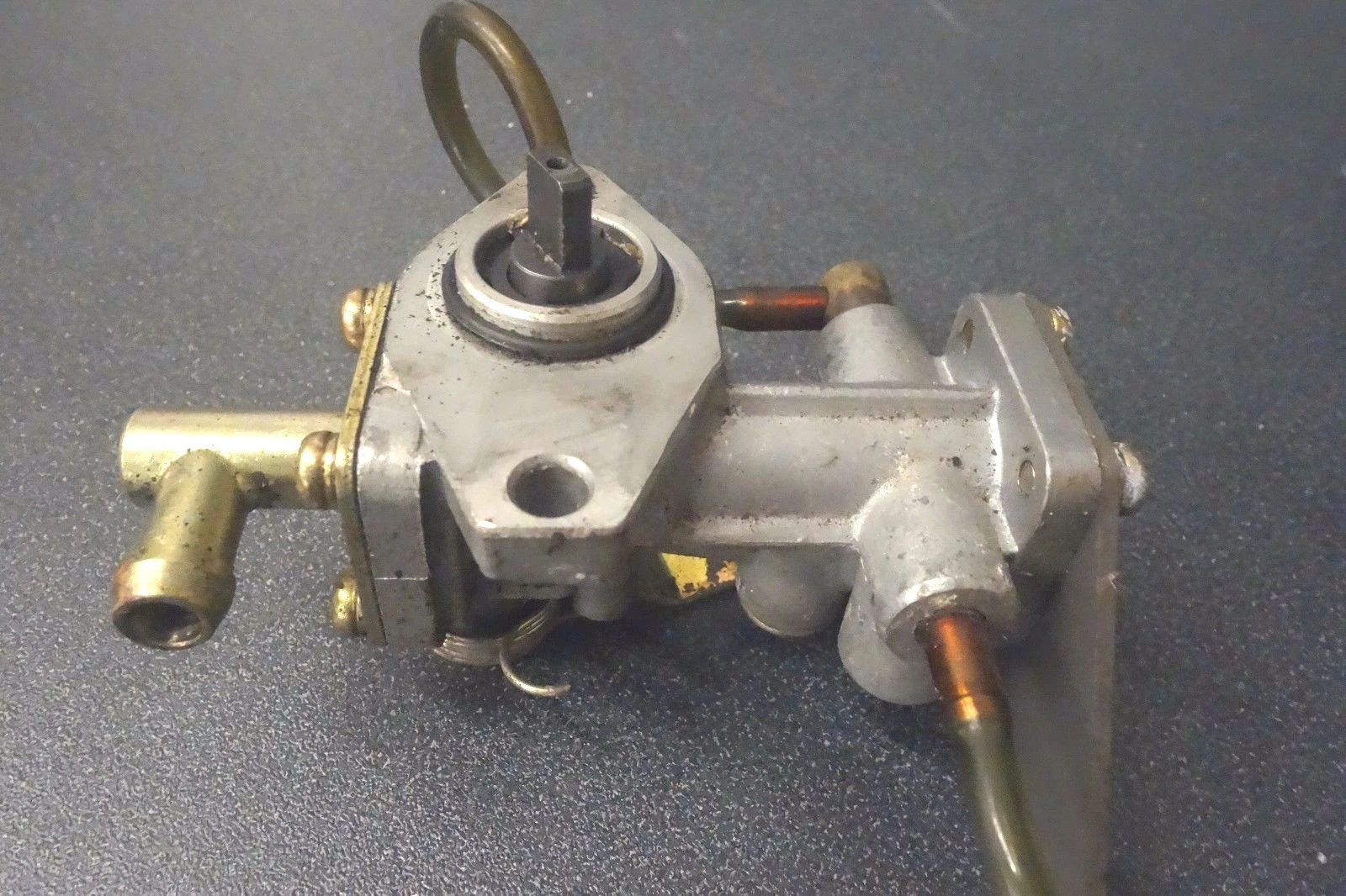 Ski-Doo OEM Oil Pump Assembly 1999-2000 Formula MX Z & Summit Snowmobiles
