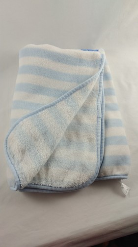 "Manta para bebé Just One You Little Snuggle Bear azul blanca a rayas 30x40" - Imagen 4 de 5