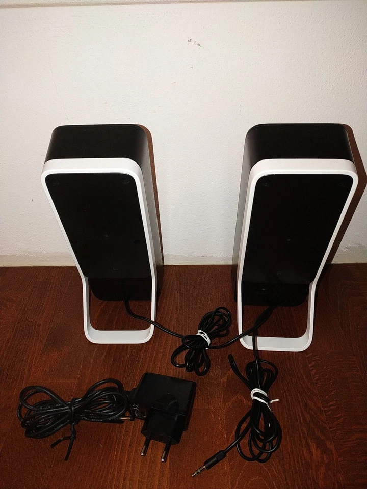 Casse per PC Logitech Z200 nere usate pochissimo in buone condizioni - Immagine 3 di 3