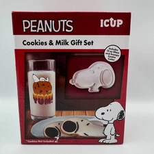 Peanuts Cookie & Milk Gift Set Snoopy Glass and Cookie Cutter ICup NIB