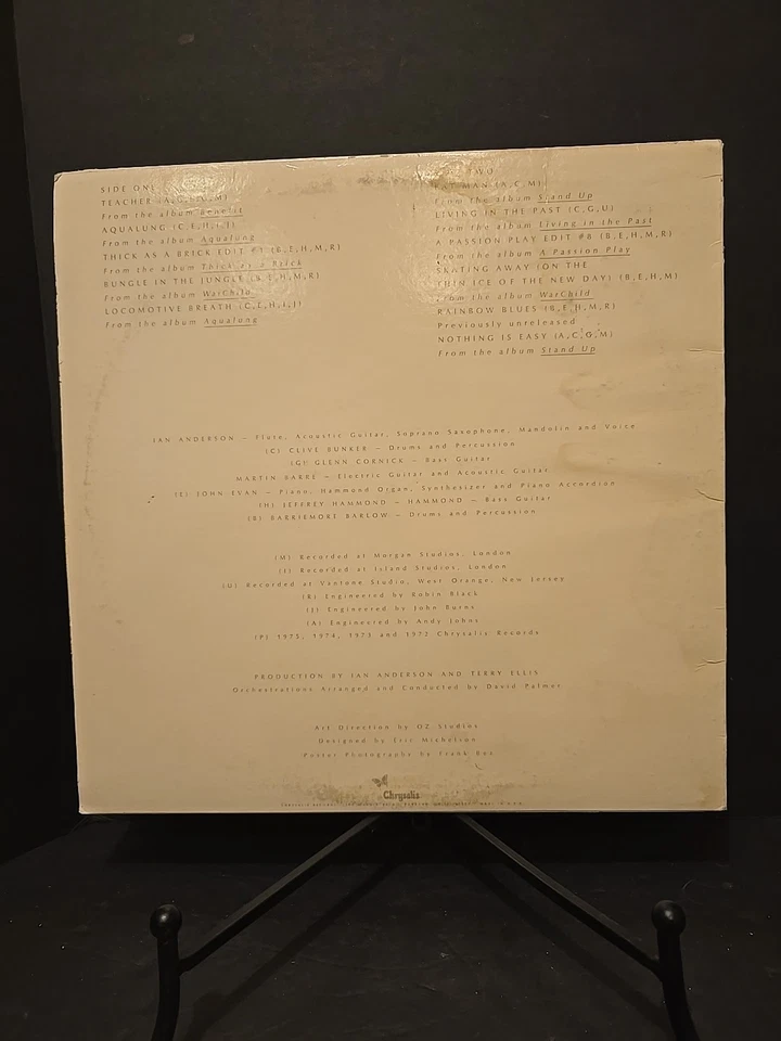 1975 Chrysalis M.U.The Best Of Jethro Tull OG Vinyl LP with Reunion Poster EX - Image 2 of 4