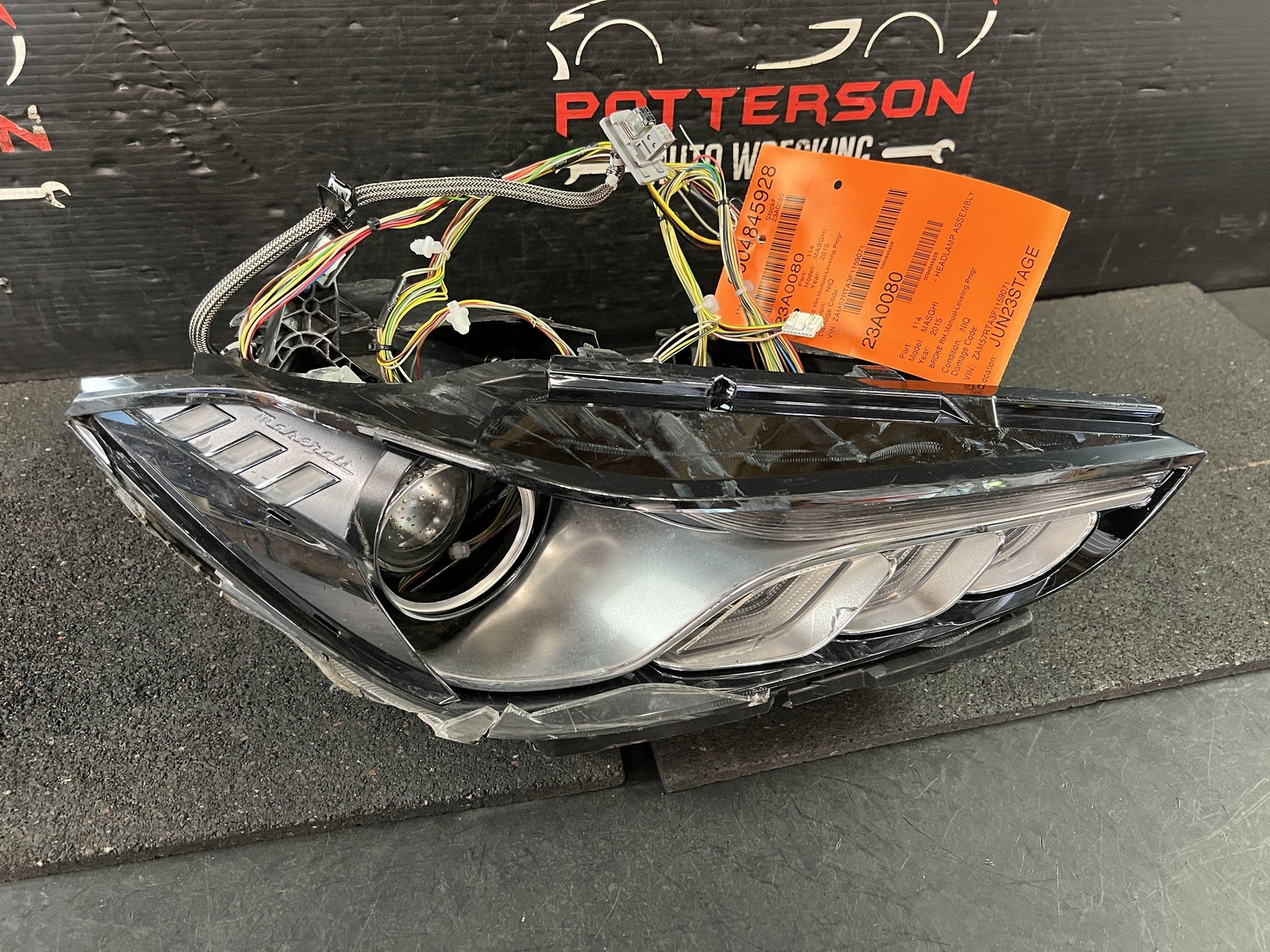 14-17 MASERATI GHIBLI *PARTS ONLY PASSENGER DIRECTIONAL ADAPTIVE HEAD LIGHT LAMP