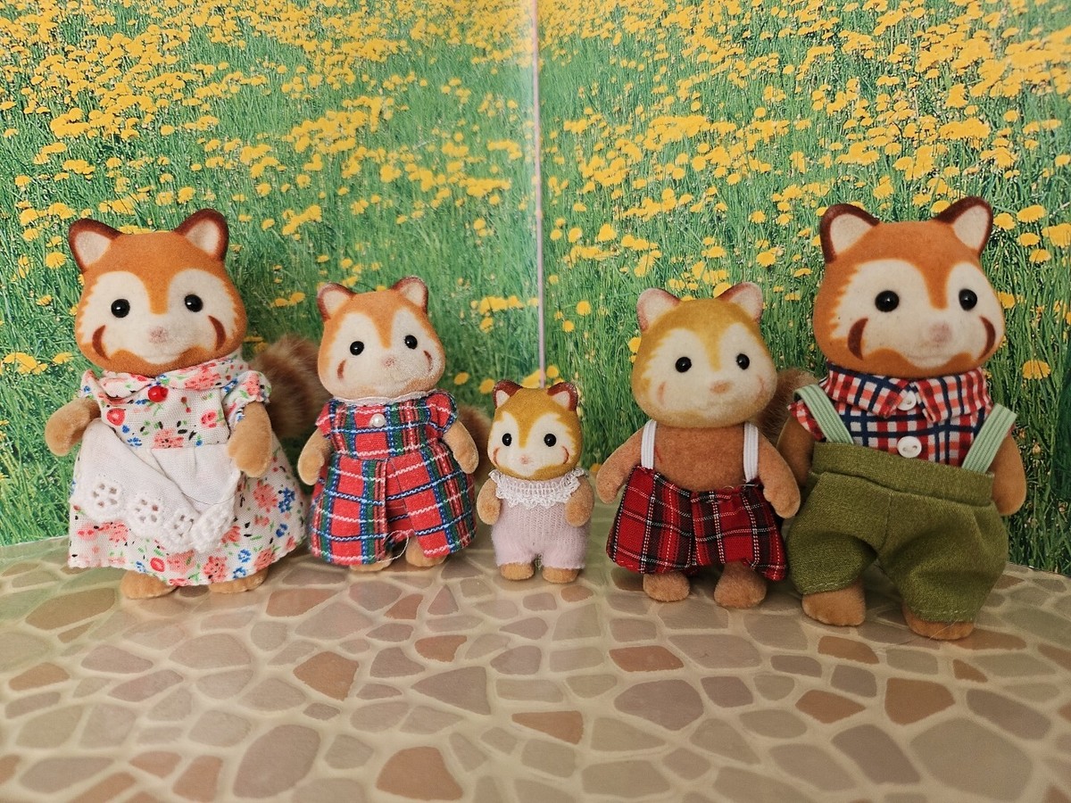 sylvanian families RED PANDA FAMILY With BABY UK
