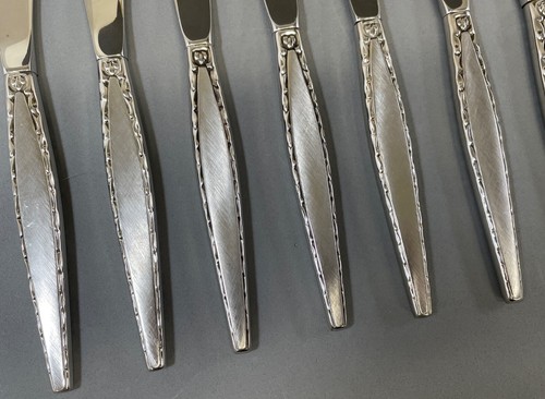 8PC ONEIDA COMMUNITY STAINLESS VENETIA DINNER KNIVES FLATWARE LOT - Picture 2 of 2