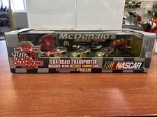 Racing Champions 1:64 Scale Transporter Stock Cars Bill Elliott Car Collectible