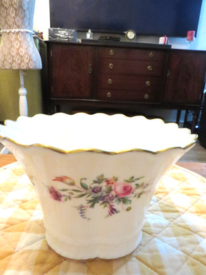 MINTON MARLOW FLORAL VASE BOWL Bone China Made in England