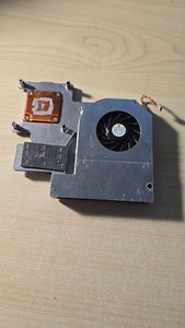 Fujitsu UDQFXPH02CFJ Lifebook C1110 E4010 Fan Cooler CPU Lüfter Kühler Heatsink