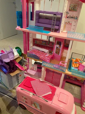 barbie house baby