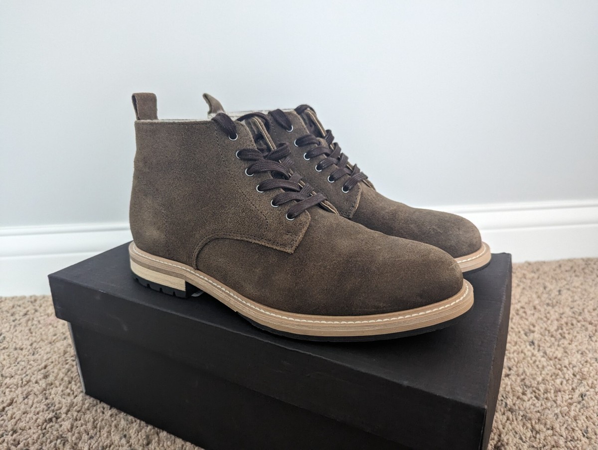 Mens 7.5M Banana Republic Arley Suede Boots Ortholite Soles 