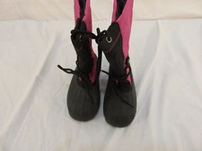 NWOT Kids Girl's Unbranded Made In Canada Pink  Black Lined Snow Boots 32540