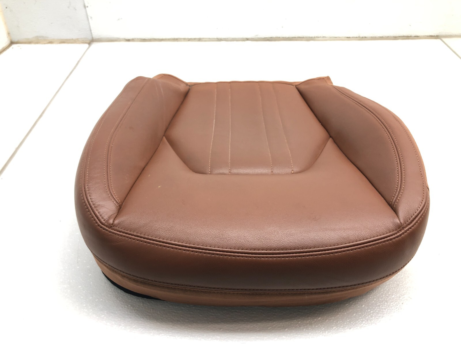 2014-2019 MASERATI GHIBLI S Q4 RIGHT PASSENGER FRONT SEAT LOWER CUSHION OEM.
