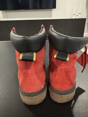 2016 Canada Exclusive 6” Timberland Boot. Only 2,016 Pairs Made