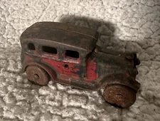 AC Williams Cast Iron Antique Collectable Car