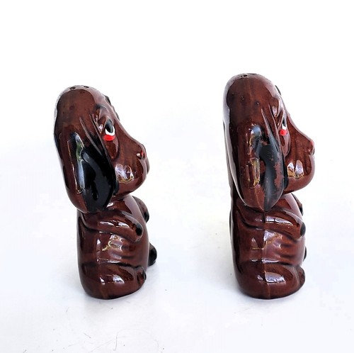Vintage kitsch hound basset dog salt and pepper shakers Enesco Japan corks - Picture 5 of 10