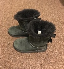 UGG Australia Bailey Bow Toddler Size 11 USA