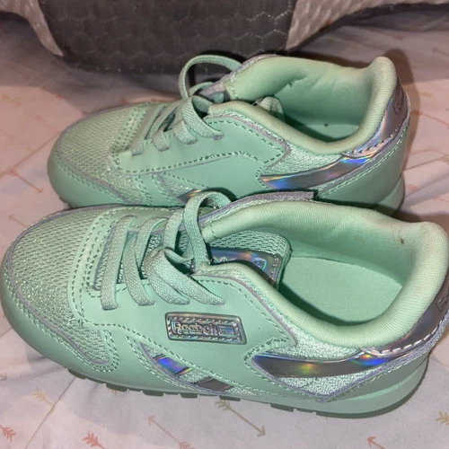 Scarpa da tennis Reebok bambina taglia 8 verde e argento come nuova