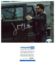 Justin Chatwin 'Orphan Black' Signed 8x10 Photo 'Jason' ACOA Justin Chatwin 'Orphan Black' Signed 8x10 Photo 'Jason' ACOA