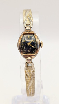 Vintage Cortebert Womens Watch Black Dial Gold/Silver Tone 17 Jewels Keeps Time