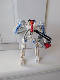 Lego Bionicle Toa Mahri Toa Matoro (8915)  100% Complete