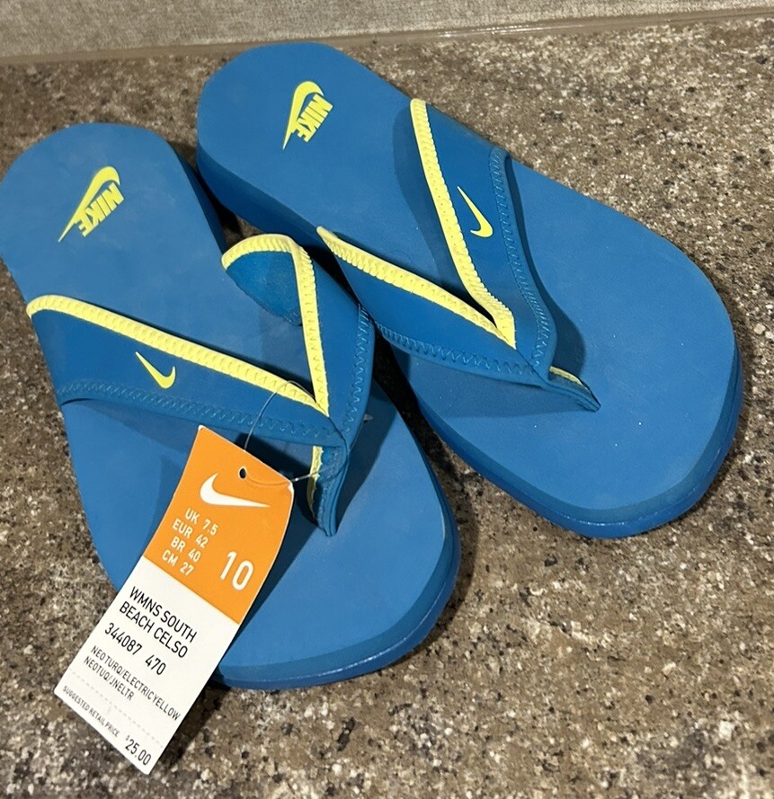Nike Women’s South Beach Celso Thong Flip Flops Blue Yellow Size 10 NWT