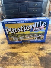 HO Scale Bachmann 45213 Plasticville Classic Split-Level House Kit