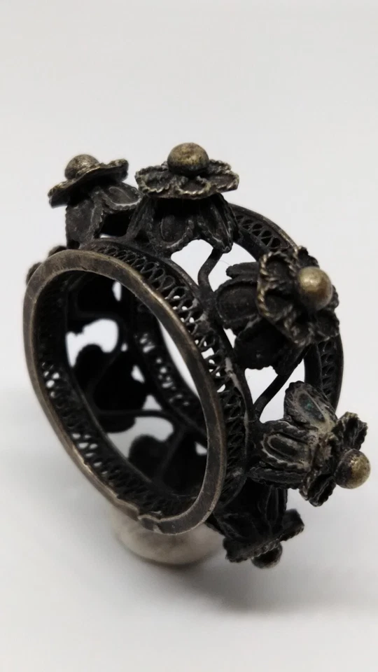 Anello antico tribale pezzo unico da collezione uomo per donna fiore in argento - Immagine 2 di 4