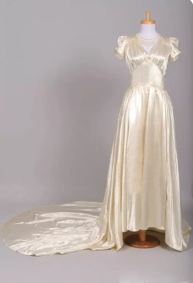 Vintage Champagne Wedding Dresses Silk Satin V Neck Short Sleeves Bridal Gowns | eBay Vintage Champagne Wedding Dresses Silk Satin V Neck Short Sleeves Bridal Gowns | eBay