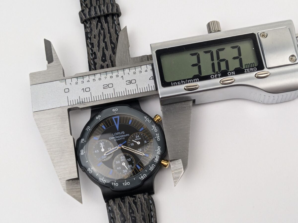 Vtg NEW OLD STOCK Lorus Analog Chronograph Quartz Watch 37mm Vtg NEW OLD STOCK Lorus Analog Chronograph Quartz Watch 37mm