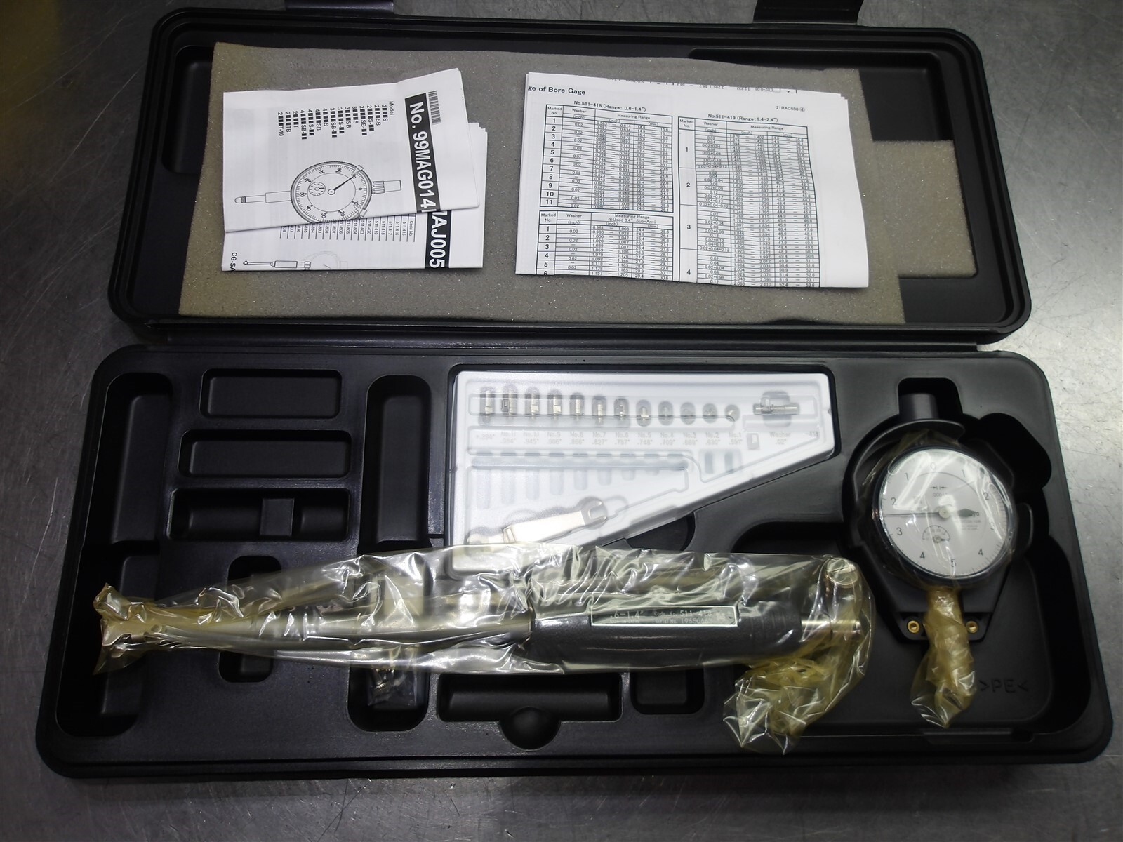 1 NEW! Genuine Mitutoyo Blind Hole Bore Gage 511438 eBay