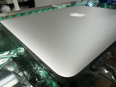 Apple 2017 Macbook Air 13