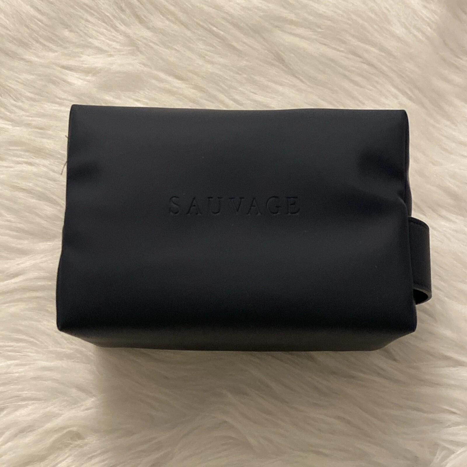 NEUF Dior Beauty Sauvage Pochette Ardoise Bleu Dopp Trousse de Toilette Voyage   Boîte Dentelée