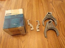 Nos 1974 1975 Ford Mustang Ii 4 Speed Transmission Shift Fork Kit D5zz-7230-c Nos 1974 1975 Ford Mustang Ii 4 Speed Transmission Shift Fork Kit D5zz-7230-c