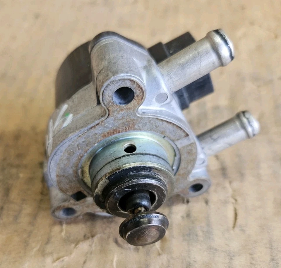 92-96 Lexus SC300 SC400 LS400 V8 8Cyl 4.0L Exhaust Gas EGR Valve OEM 25620-50020 - Image 4 of 4