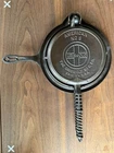 Griswold American No. 8 Waffle Iron w/ Base 885/886/975 Vintage Antique restored