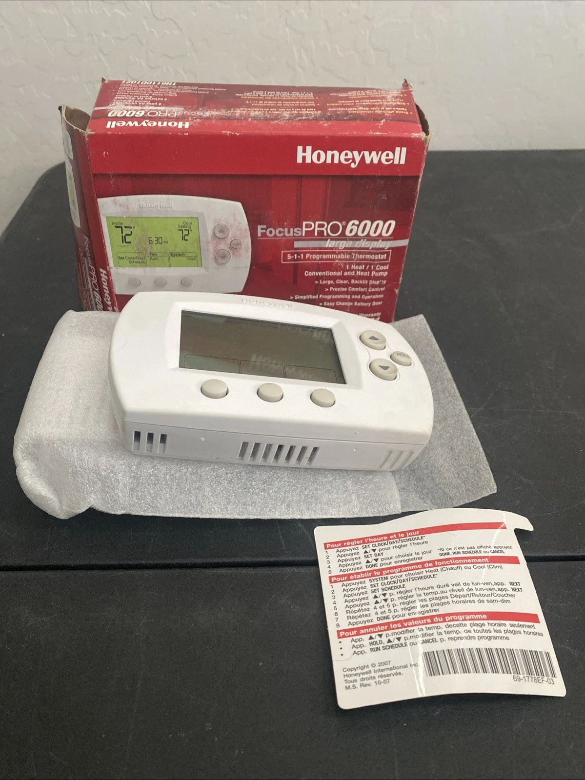 Honeywell TH6110D1021 FocusPRO 6000 Programmable Thermostat 1H/1C large display
