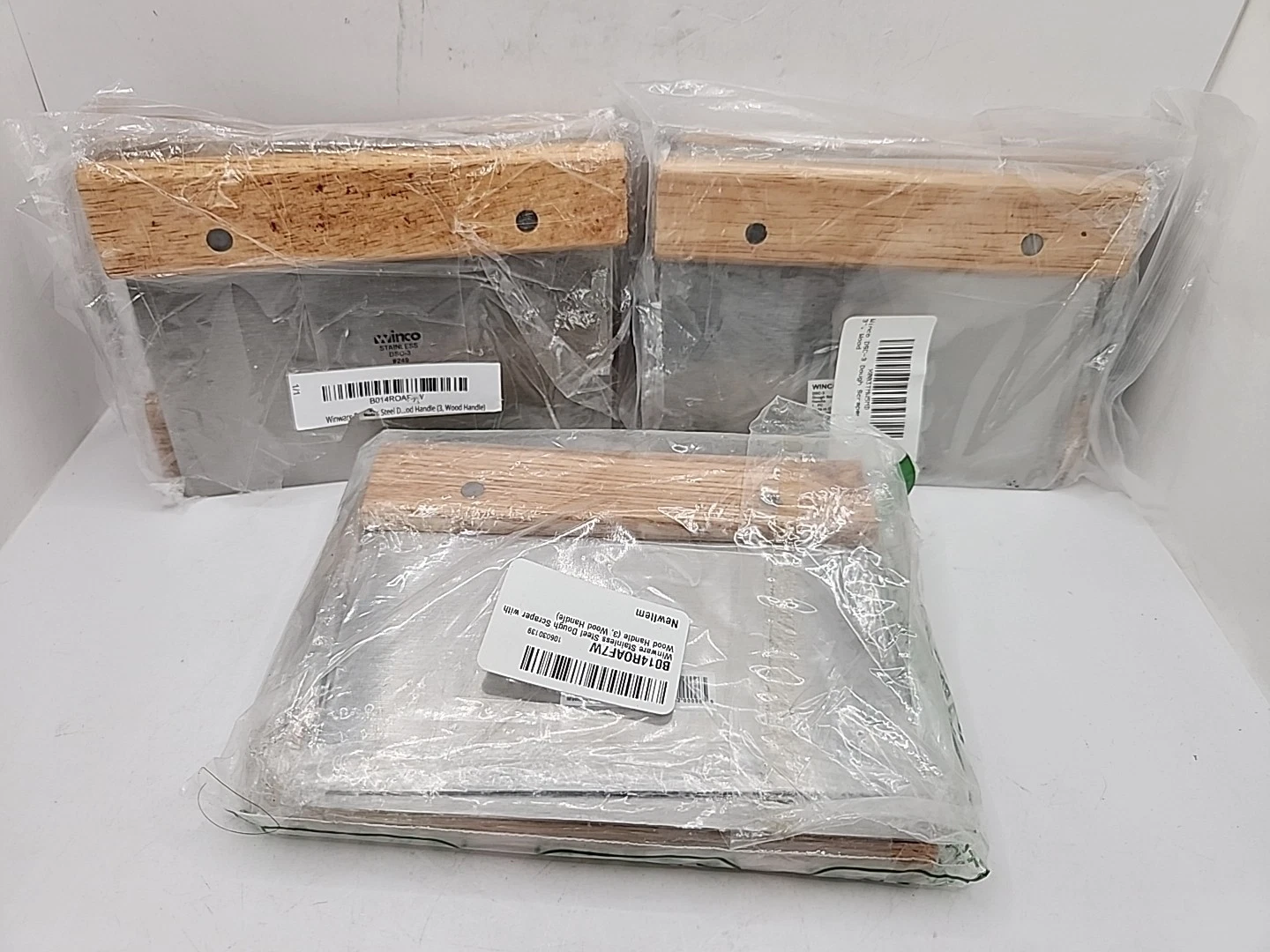 NEW Winware Stainless Steel Dough Scraper with Wooden Handle. Lot of 6
Opens in a new window or tab