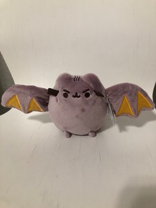 pusheen bat plush