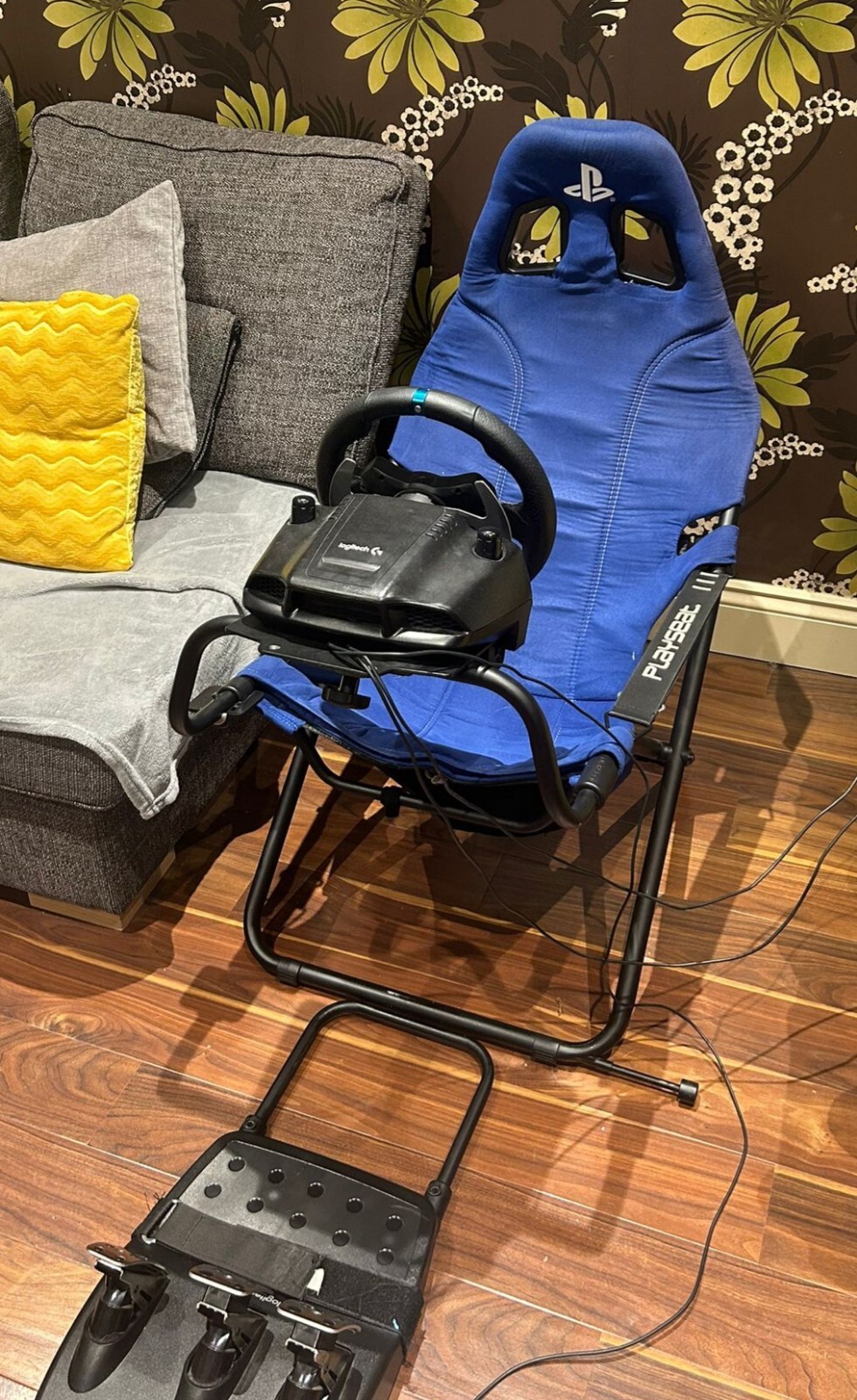 Logitech G29 Steering Wheel, Pedals And Playseat Challenge Gaming Chair